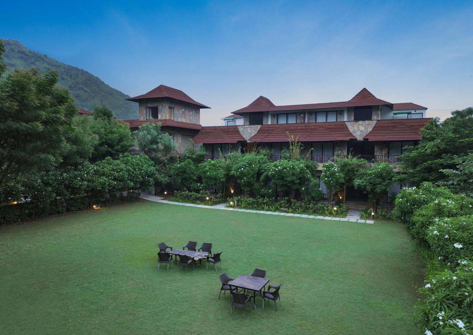 Anandam - A Luxury Resort In Udaipur Eksteriør bilde